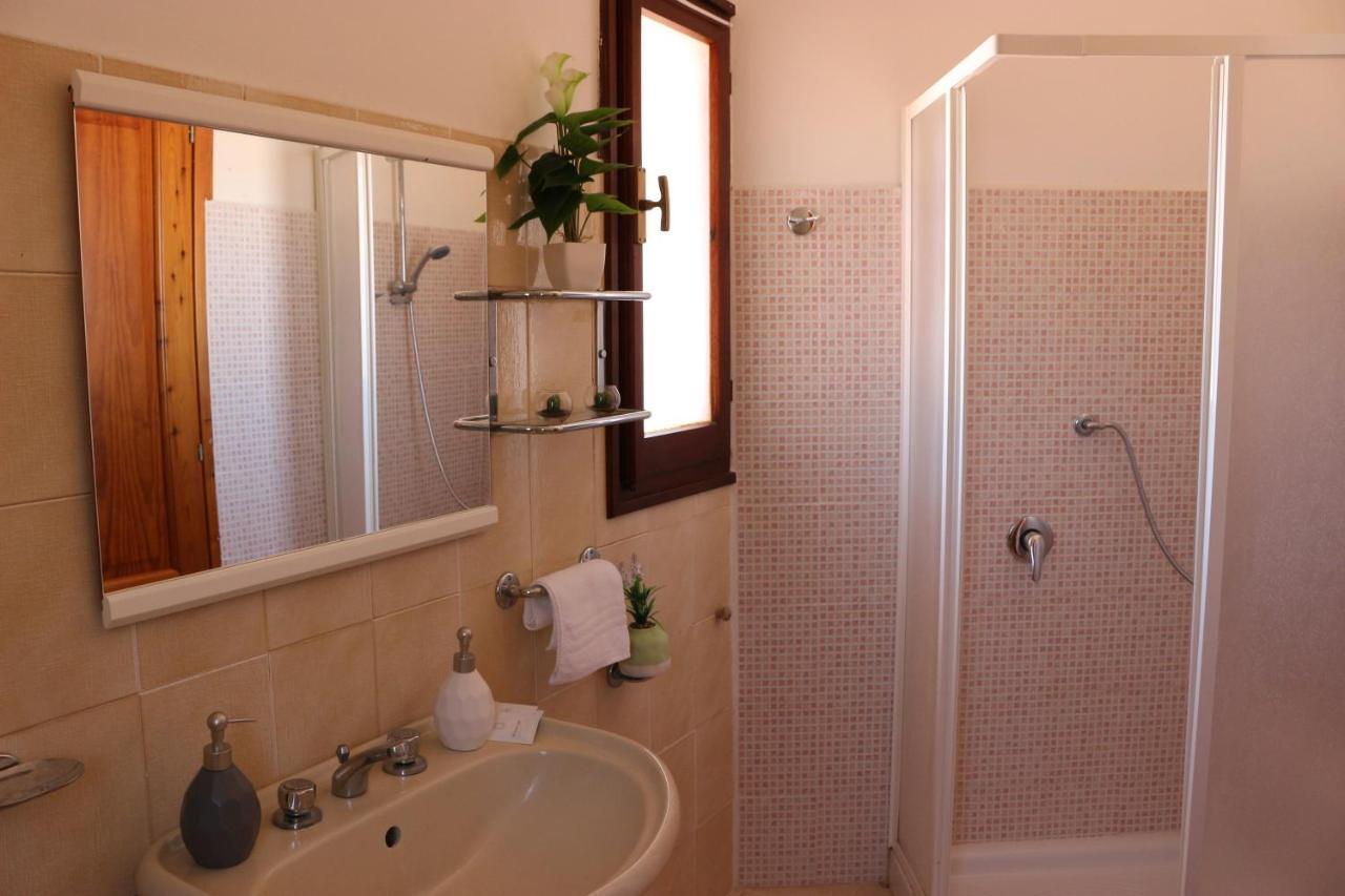 Villa Lughente ألغيرو المظهر الخارجي الصورة